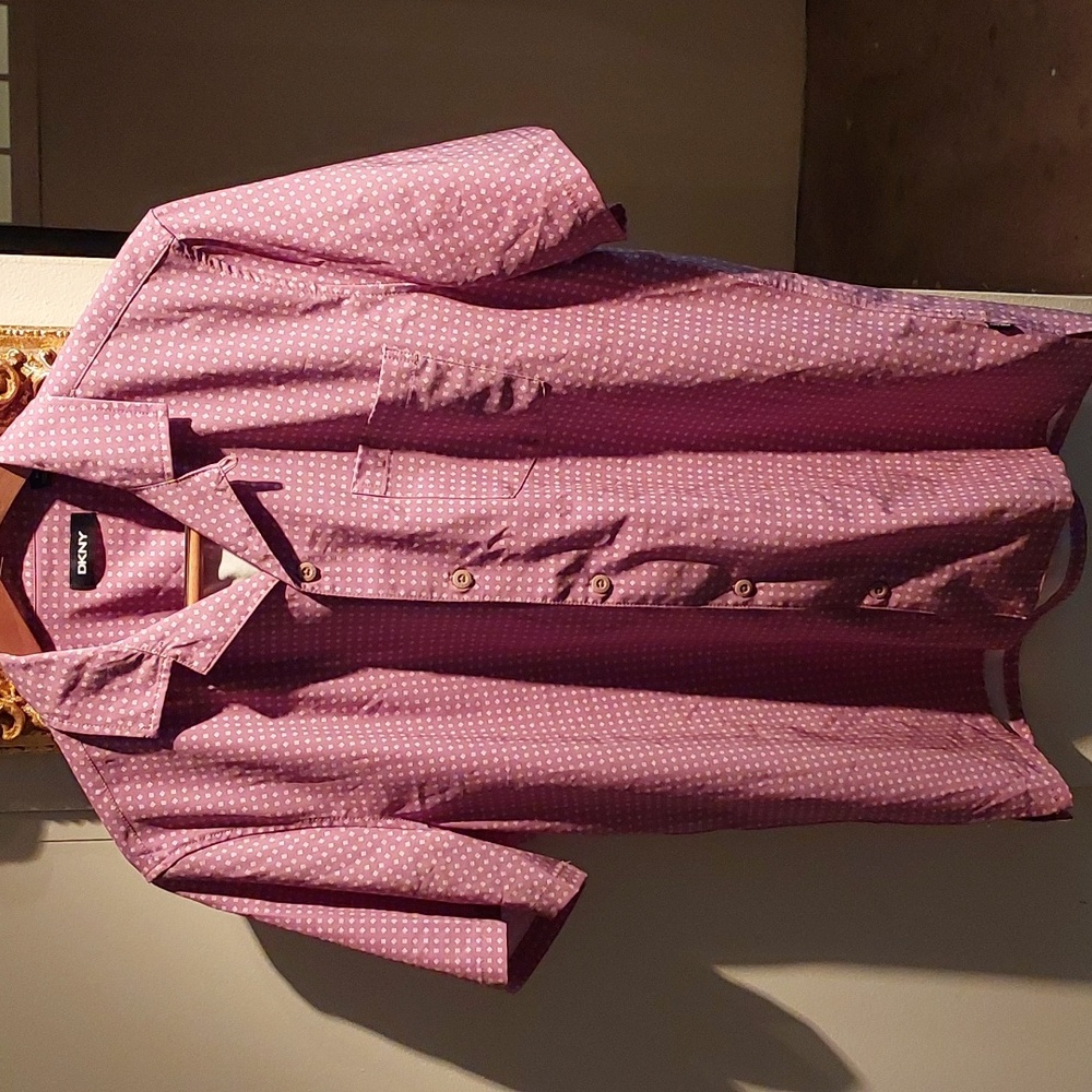 DKNY Men's shirt.